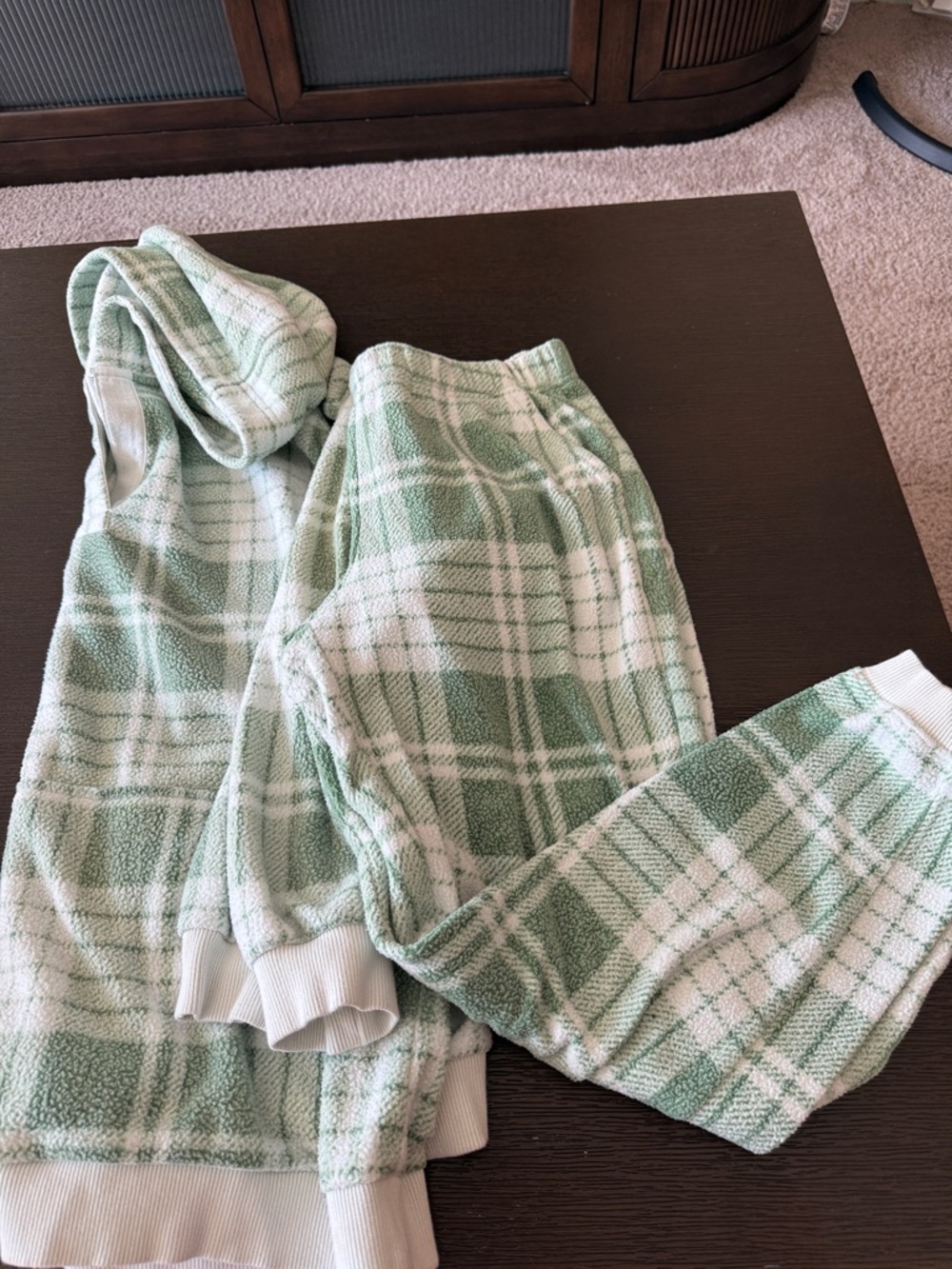 aerie Women's Plush Hooded Pajama Set in Light Green Plaid